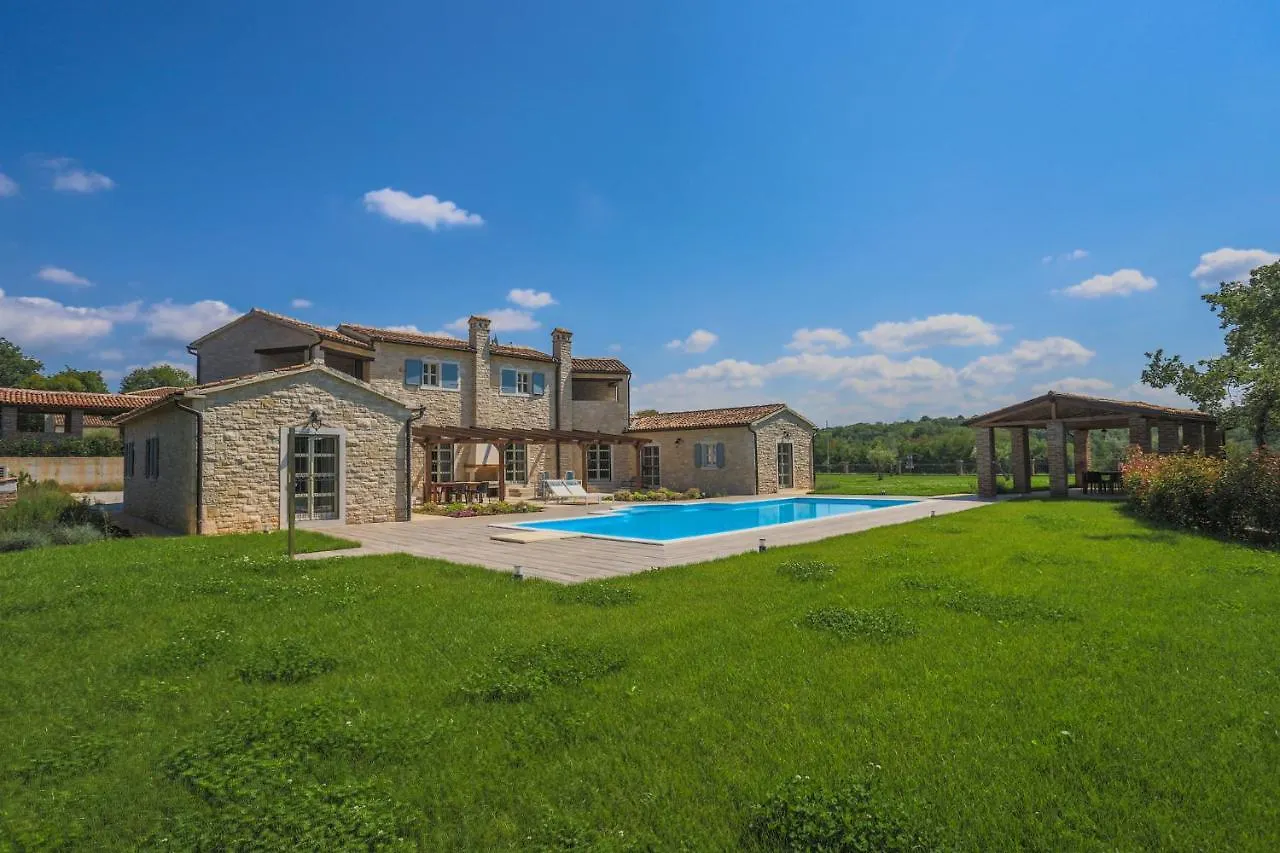 Villa Leonida Zuzici