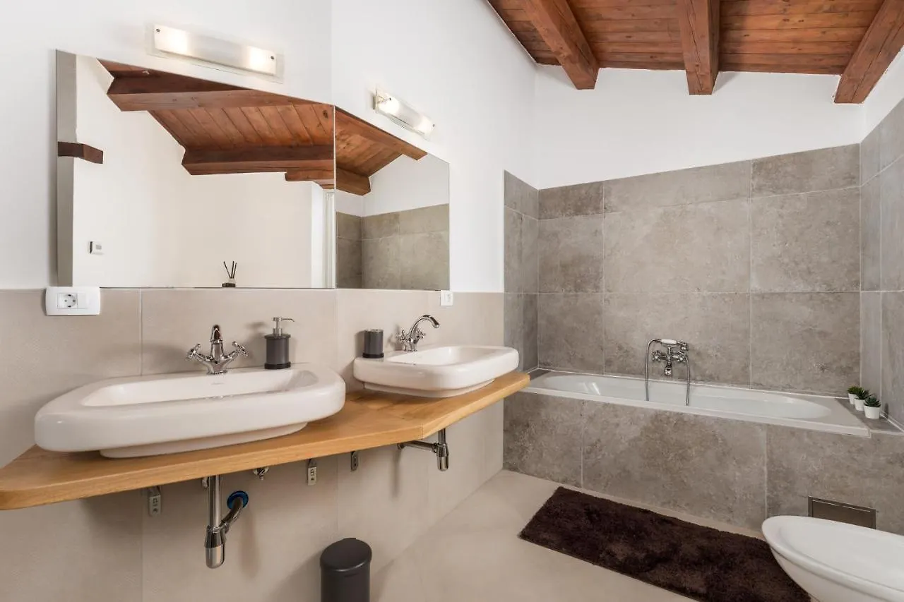 Villa Leonida Zuzici Croatia