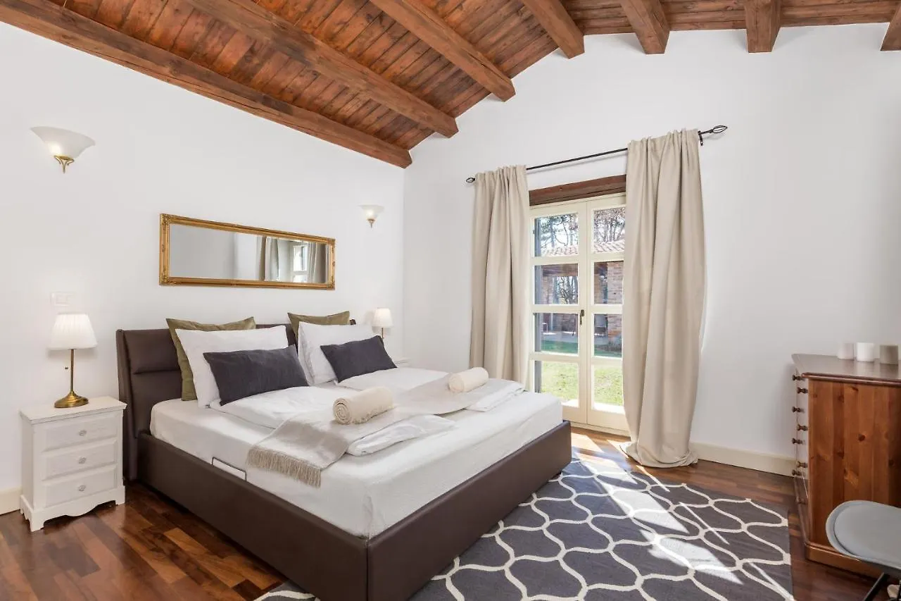 Villa Leonida Zuzici